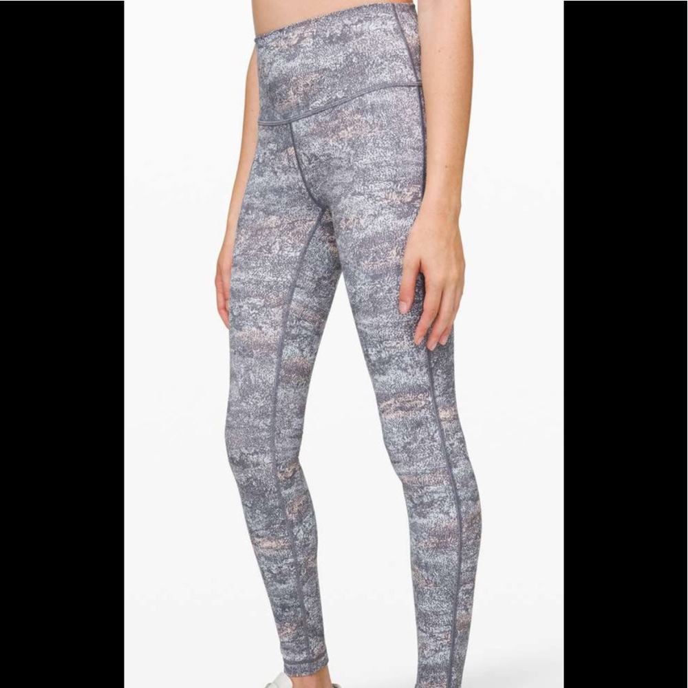 Lululemon WU 28” in Alpine Vista (12)